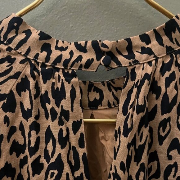By Anthropologie Midi Dress Medium Leopard Print Side Slit Puff Sleeve Edgy Chic - Picture 5 of 8